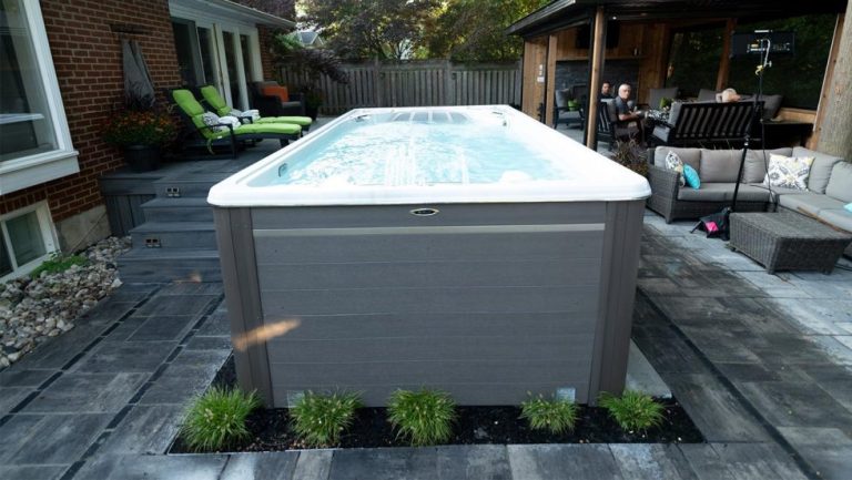 Read more about the article HYDROPOOL, ARCTIC OR COAST; WHICH SWIM SPA BRAND IS BEST?