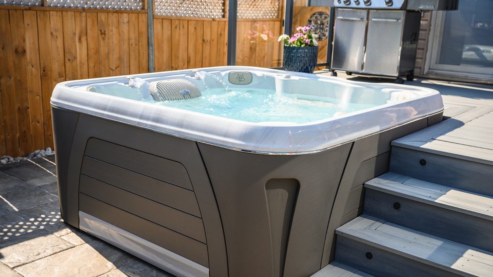 PLUG & PLAY VS STANDARD HOT TUBS; WHICH IS BEST?