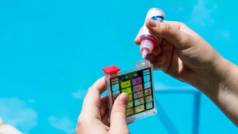 Read more about the article WHY SHOULD YOU GET YOUR HOT TUB OR SWIM SPA WATER TESTED?